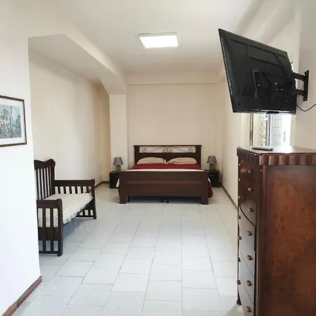 Fondo Versace Реджо-ди-Калабрия