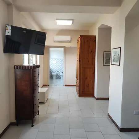 Fondo Versace بيت ضيافة 4*