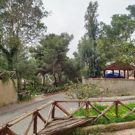 Fondo Versace بيت ضيافة ريجّو دي كالابريا