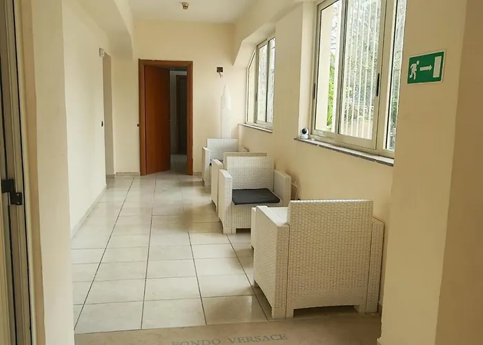 Fondo Versace Gasthof Reggio Calabria