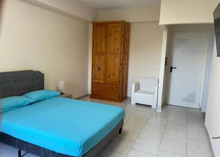 Fondo Versace Reggio Calabria